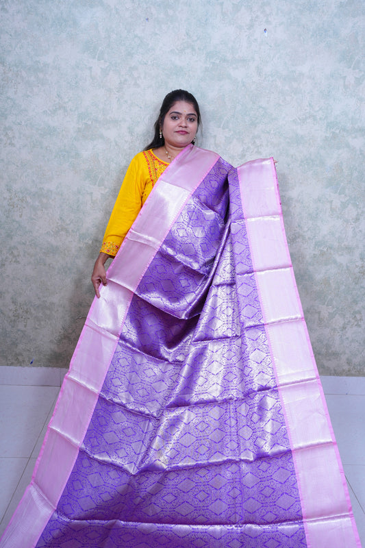 Dreamy Lavender Silk Saree with Contrast Border & Brocade Blouse