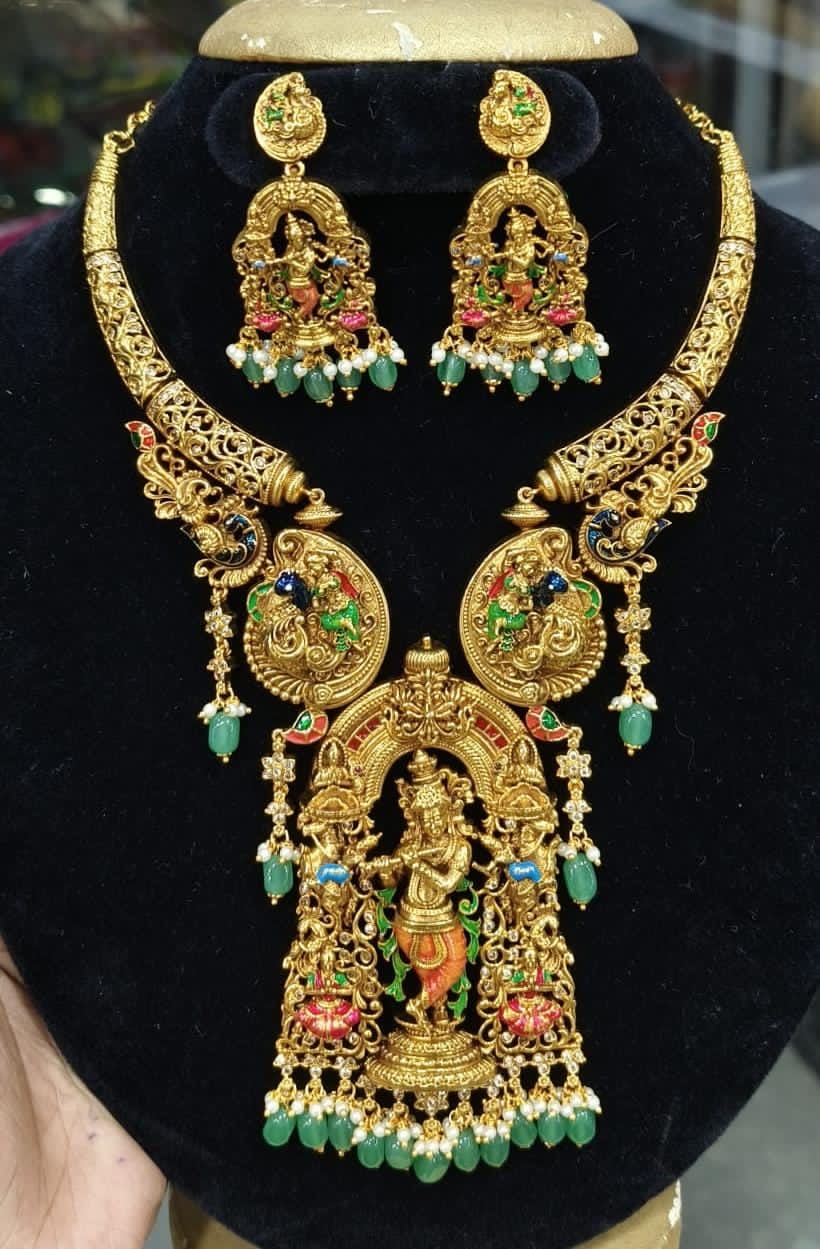 ✨ Exquisite Temple Jewelry Necklace Set ✨