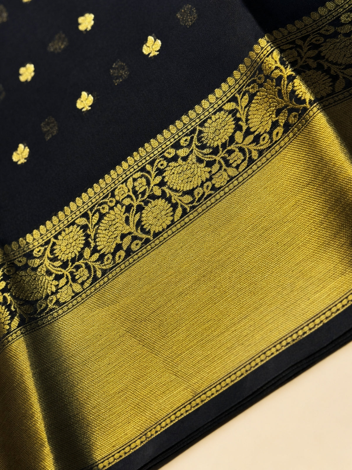 KATTAN SILK SAREE( YELLOW WITH BLACK)