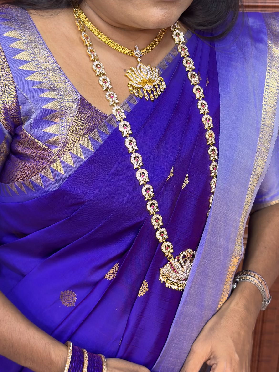 BANARASI SOFT SILK SAREE (Vaira Oosi)