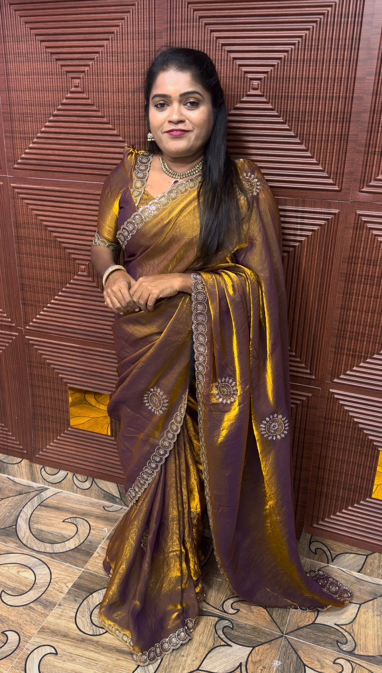 DESIGNER SAREE ( Hon)