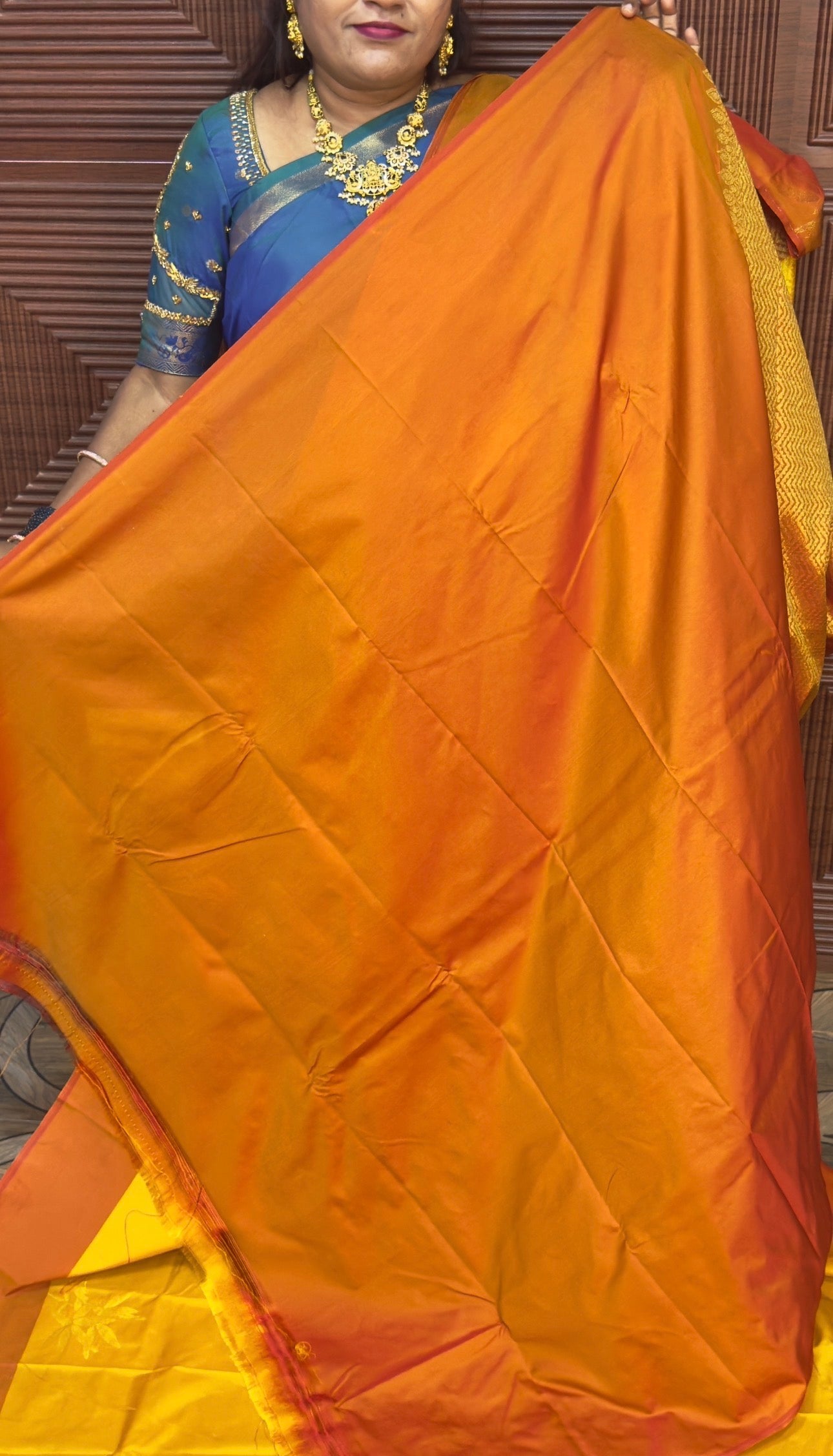 Kanchi Soft Silk Saree (yel)