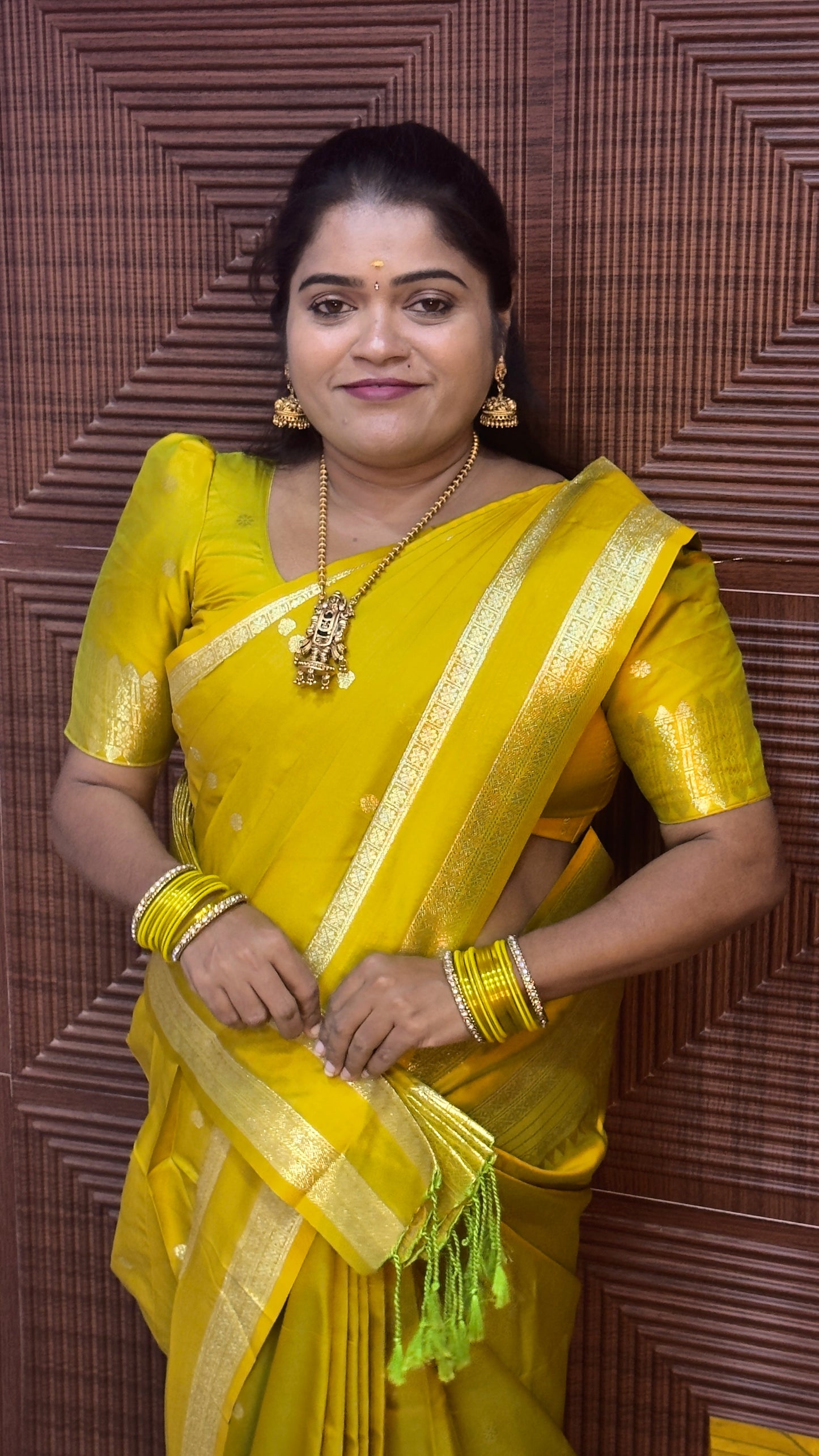 KANCHI SILK SAREE (Ye)