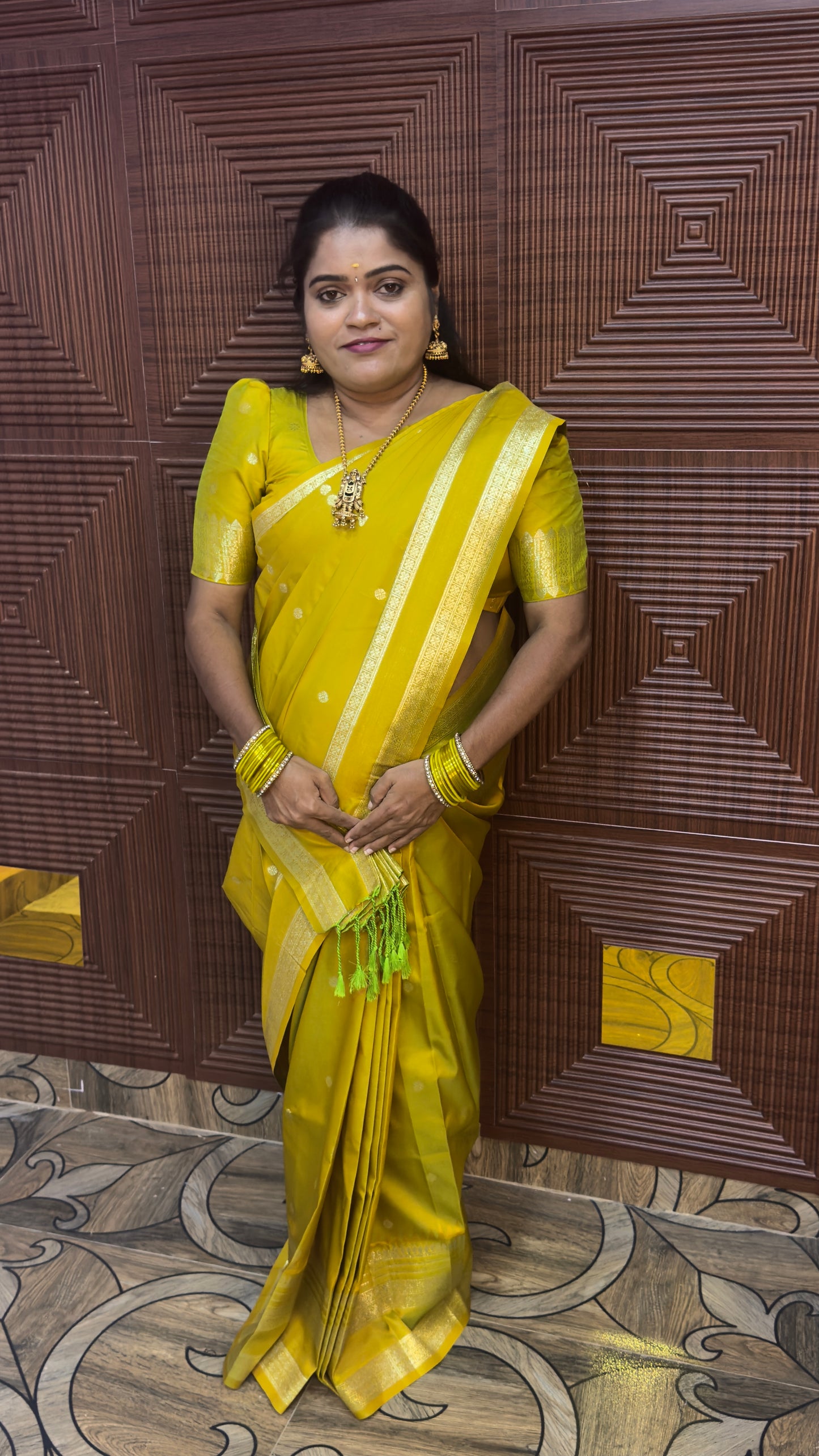KANCHI SILK SAREE (Ye)