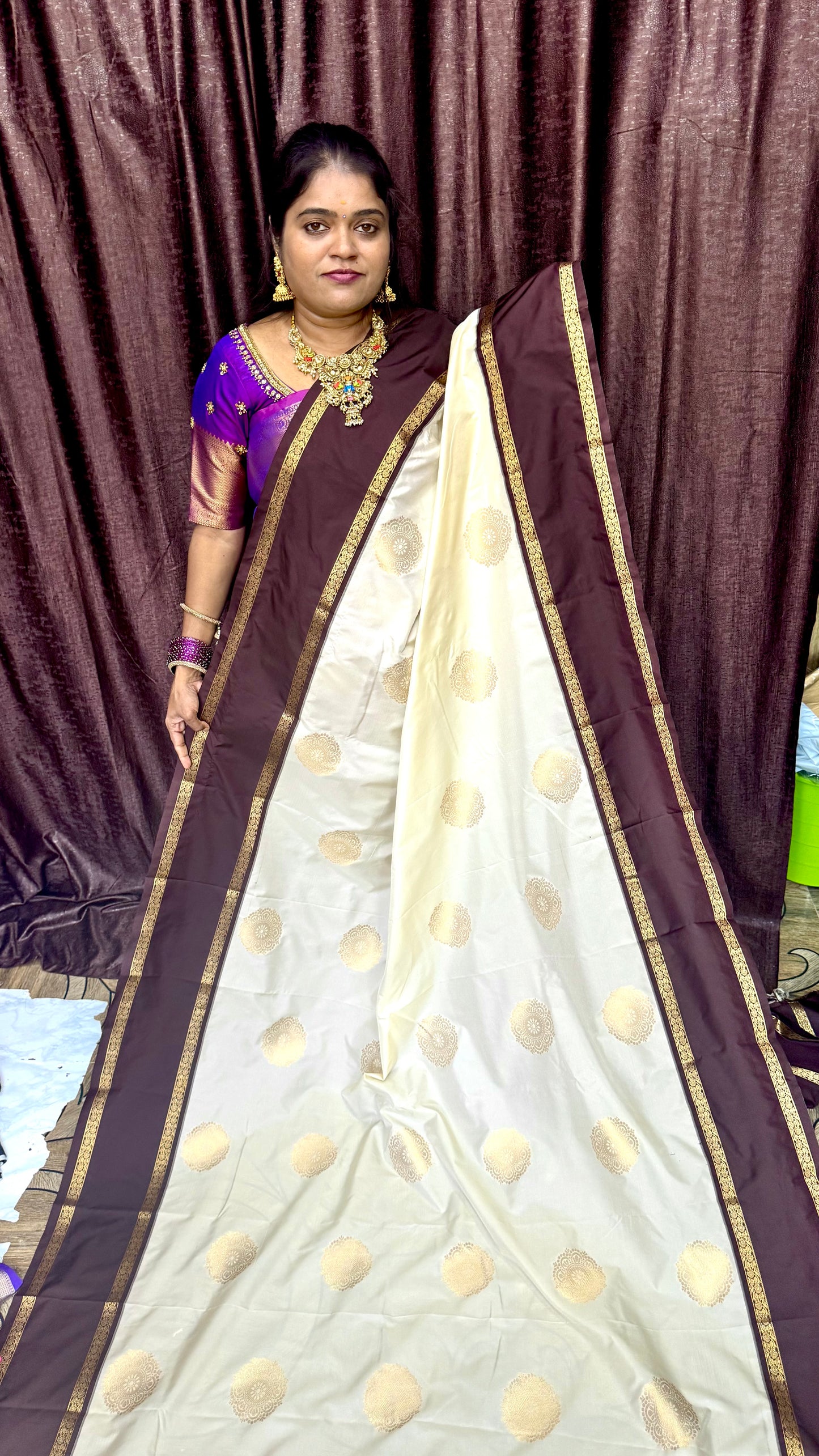 PREMIUM KANCHI SILK SAREE ( CREAM WITH BROWN)