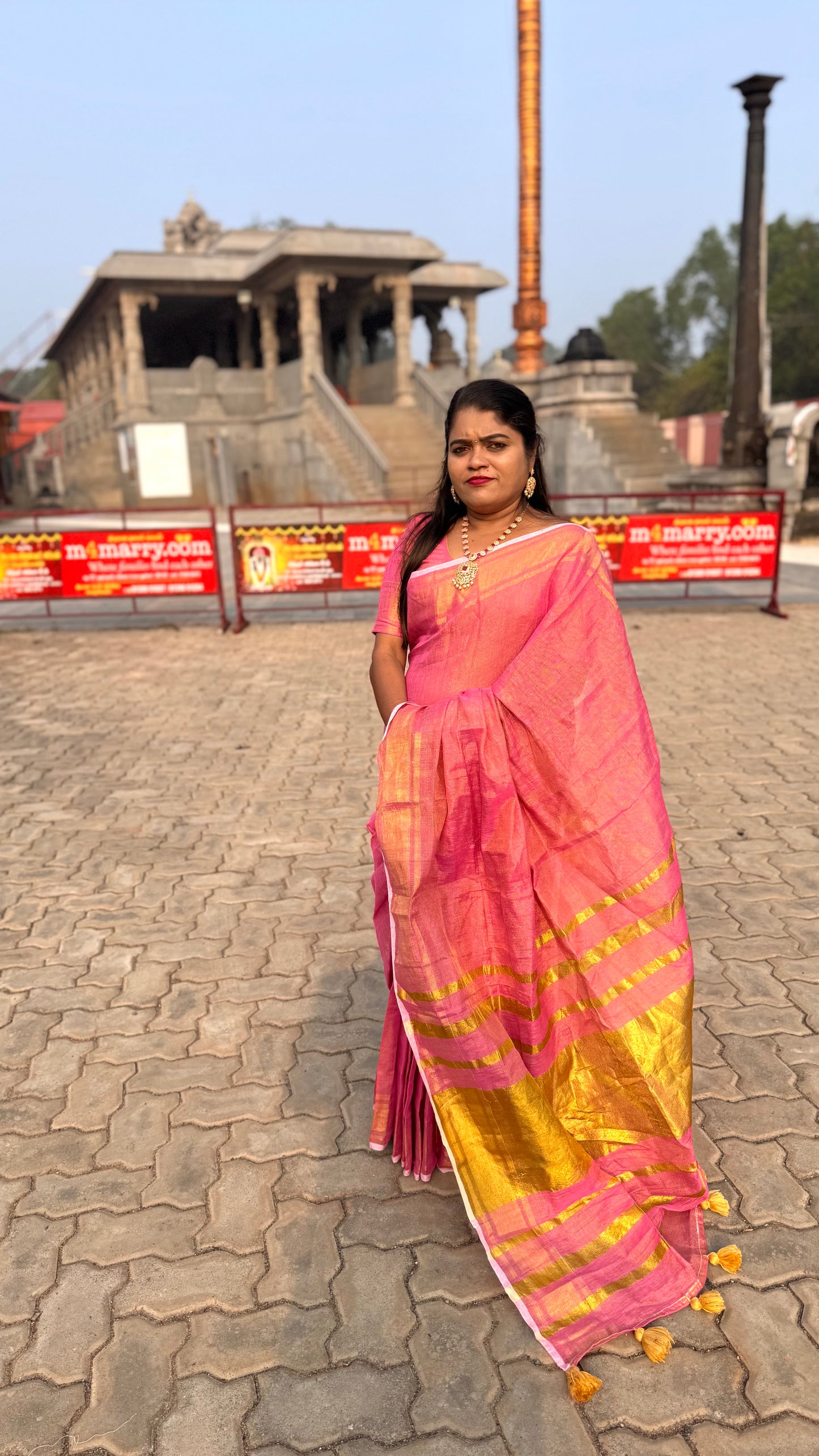 KHADI TISSUE SAREE (pk)