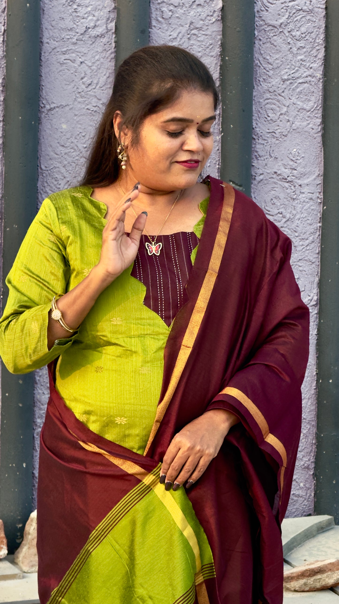 UnStitched raw silk material ( stiched available)