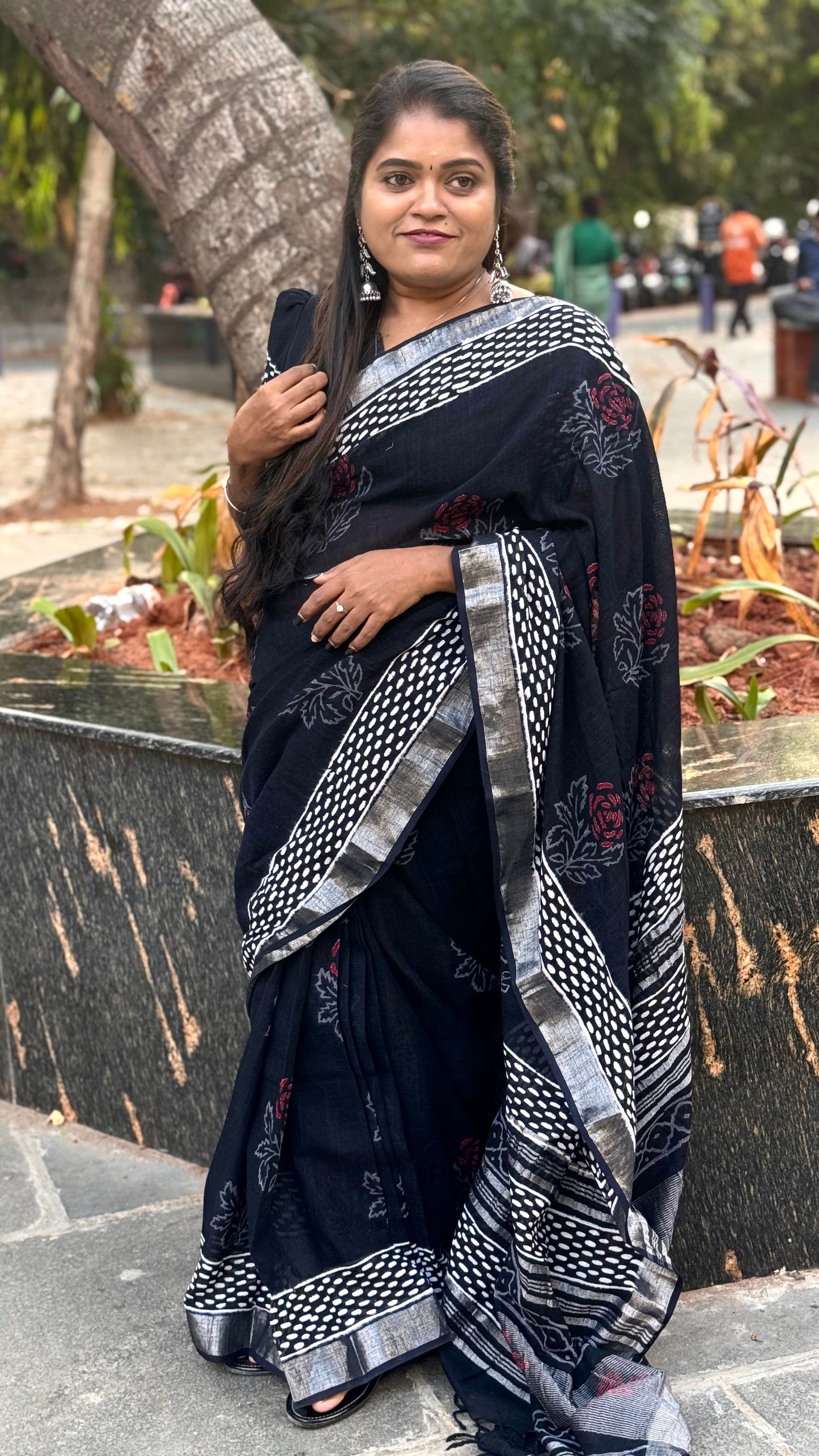 Mul Mul cotton Saree (PRE BOOKING 15 DAYS DISPATCH)