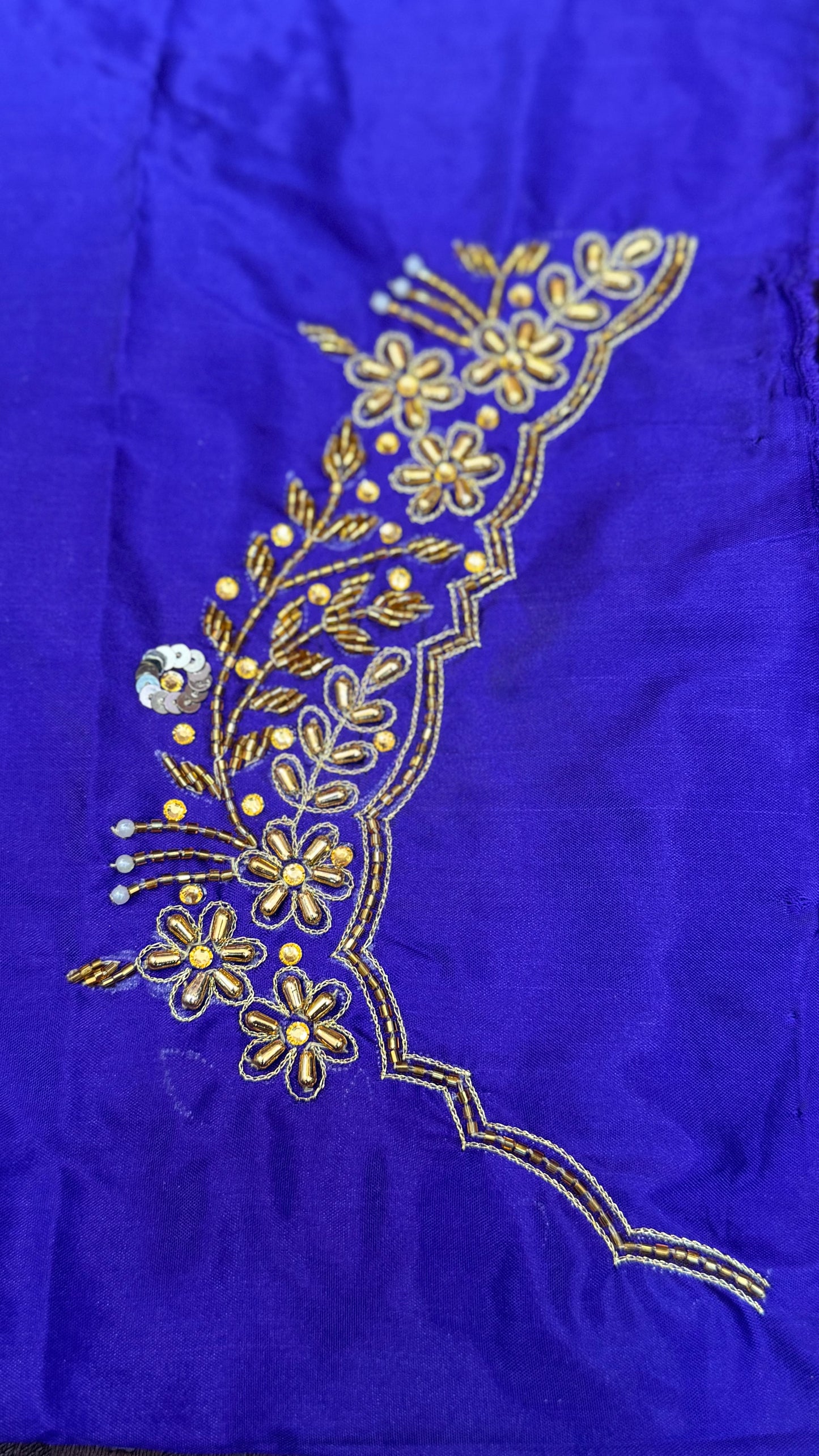 ✨ Elegant Aari Work Blouse Material ✨