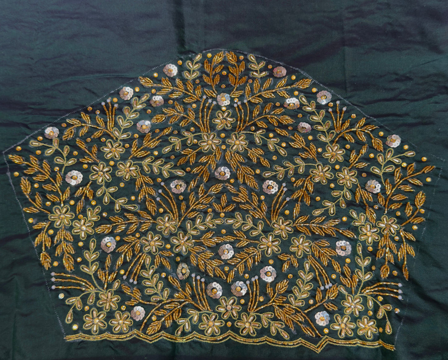 ✨ Elegant Aari Work Blouse Material ✨