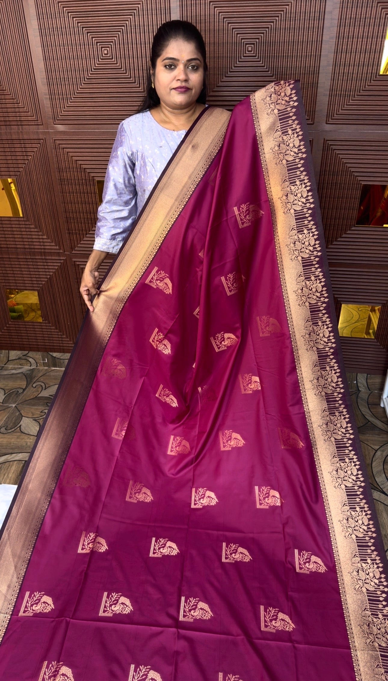 KANCHI SOFT SILK SAREE ( AARAKU)