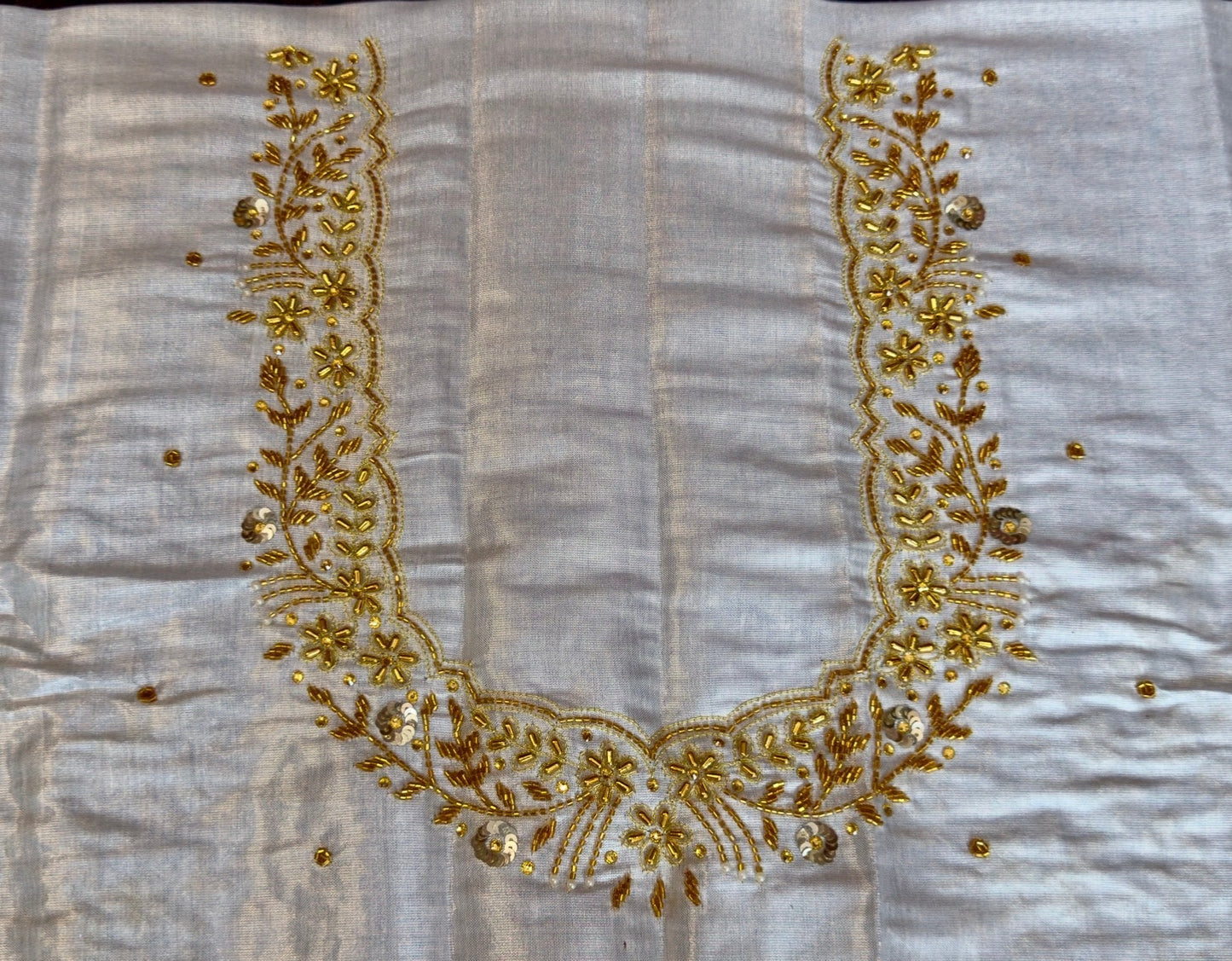 ✨ Elegant Aari Work Blouse Material ✨