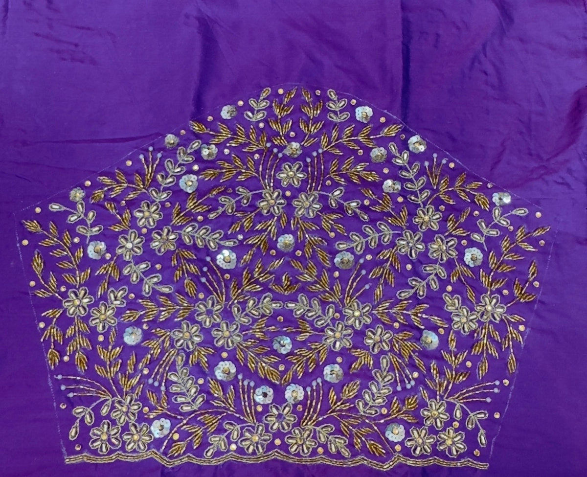 ✨ Elegant Aari Work Blouse Material ✨ (Blu)
