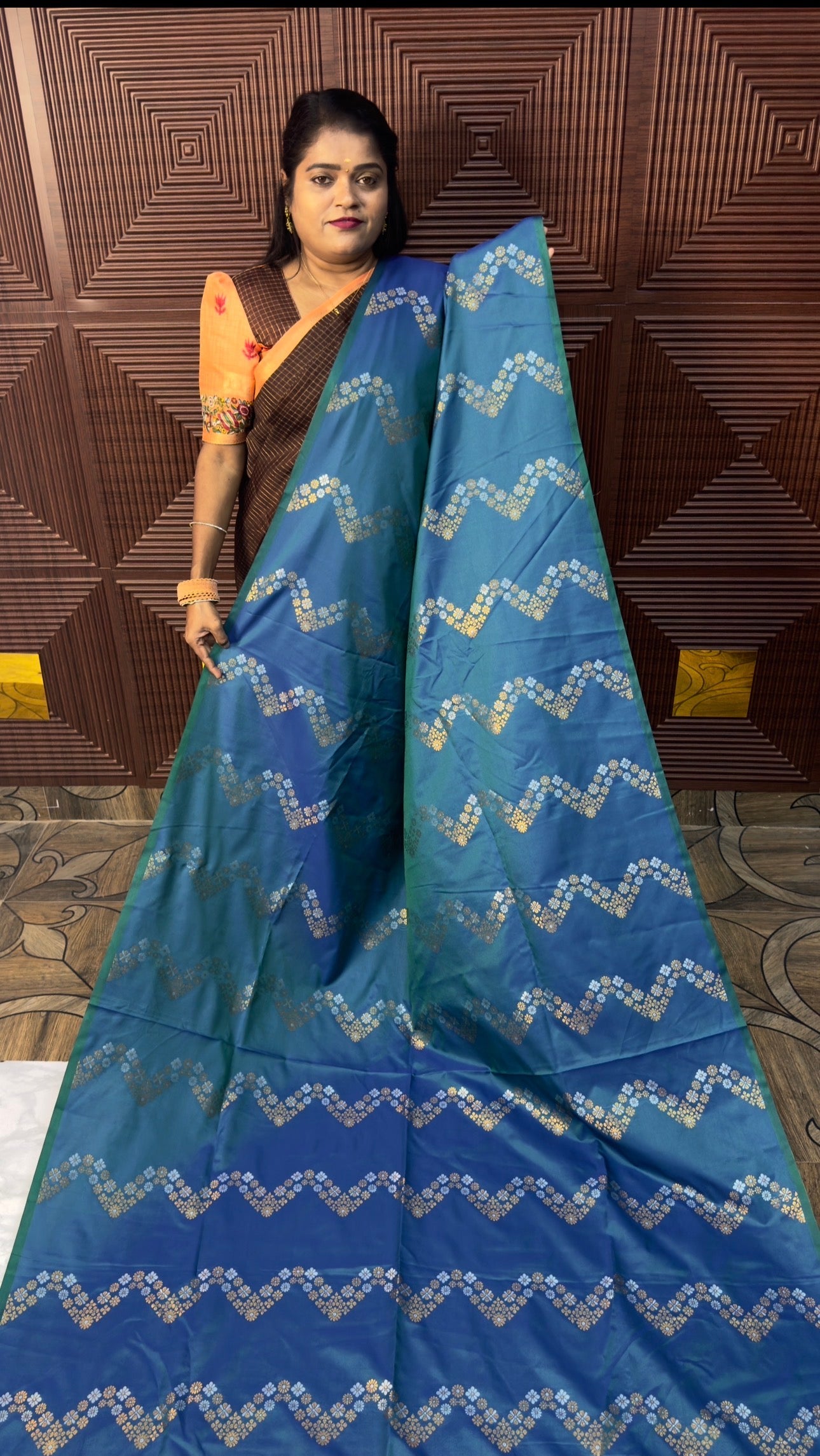 KANCHI SOFT SILK SAREE (bl)