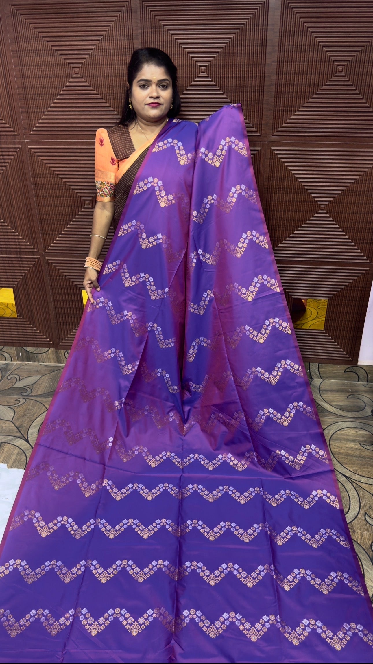 KANCHI SOFT SILK SAREE (dark pu)