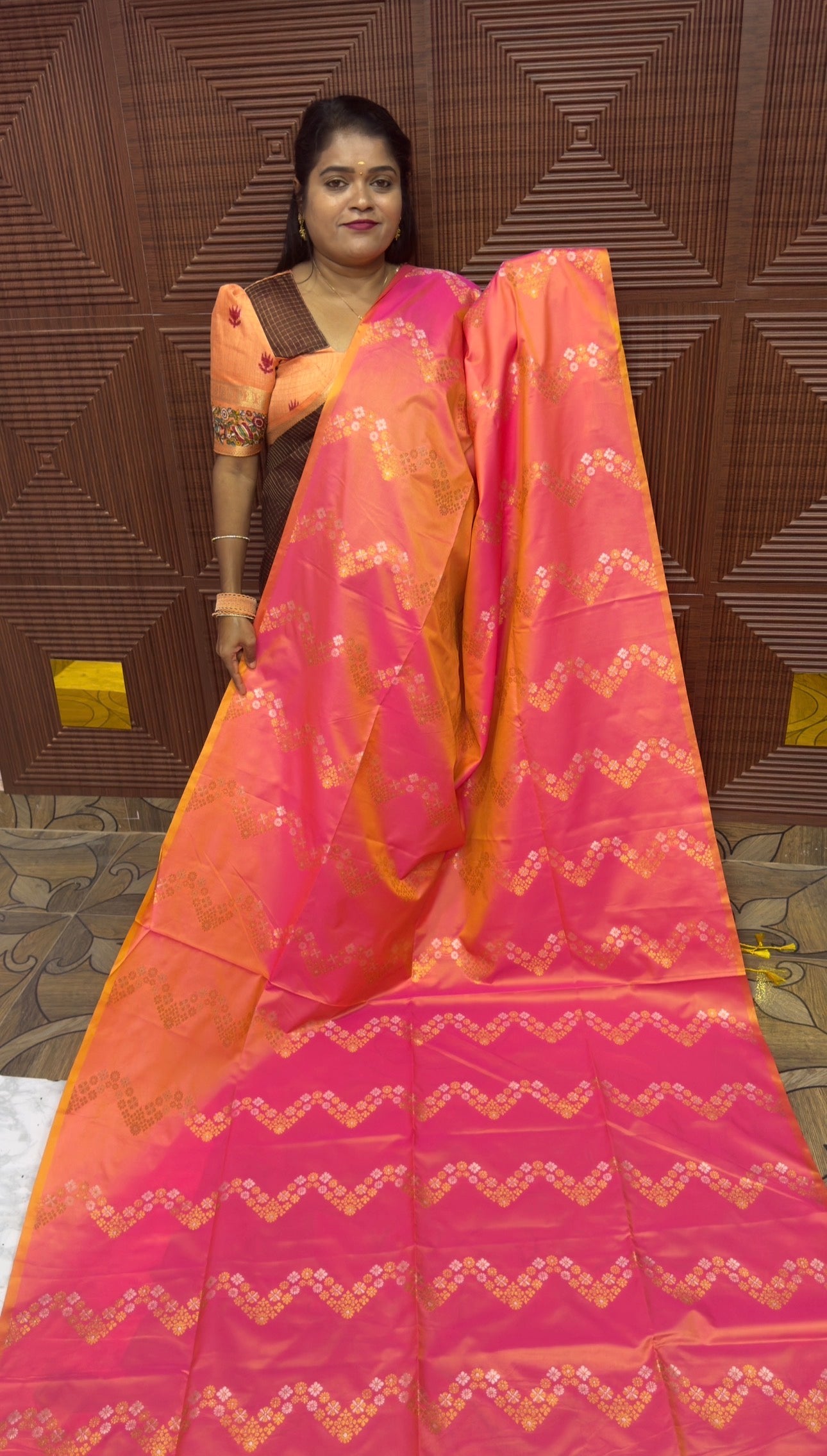 KANCHI SOFT SILK SAREE (dark pi)