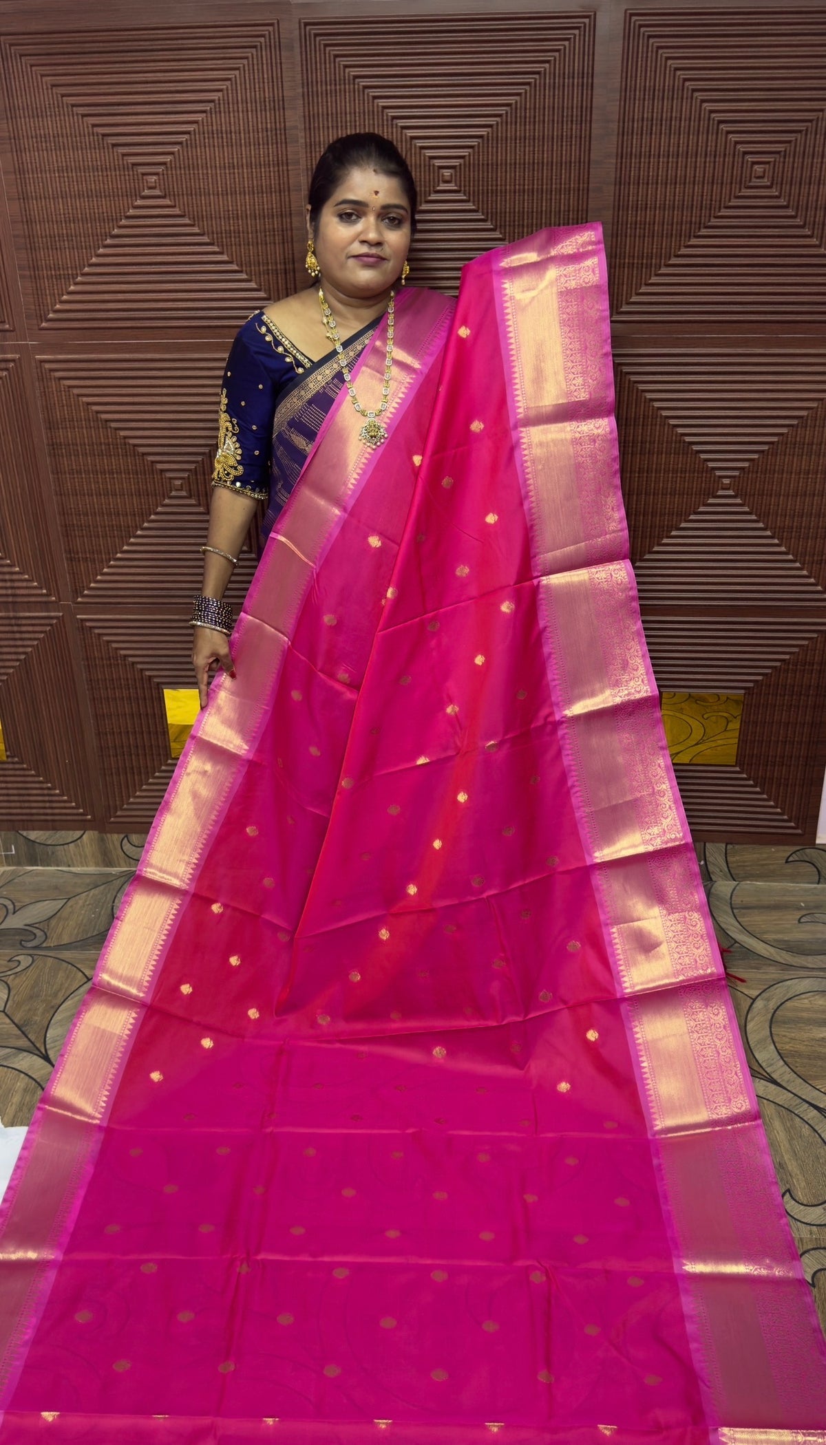 BANARASI SOFT SILK SAREE (dr pnk) PRE BOOKING 2 WEEKS DISPATCH