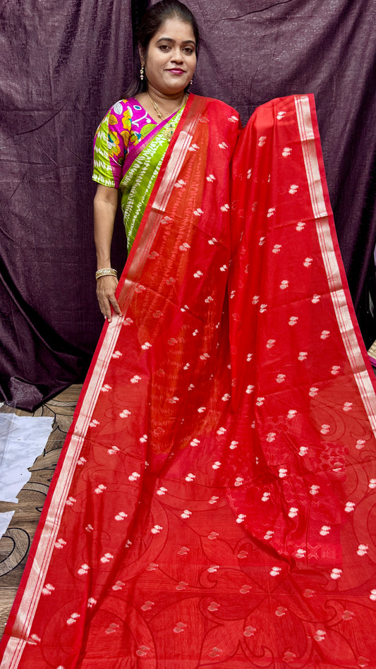 Warm silk saree (red )