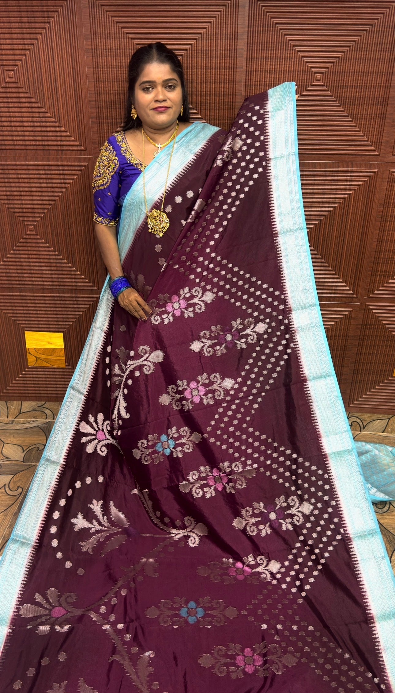 WARM SILK SAREE (mut de)