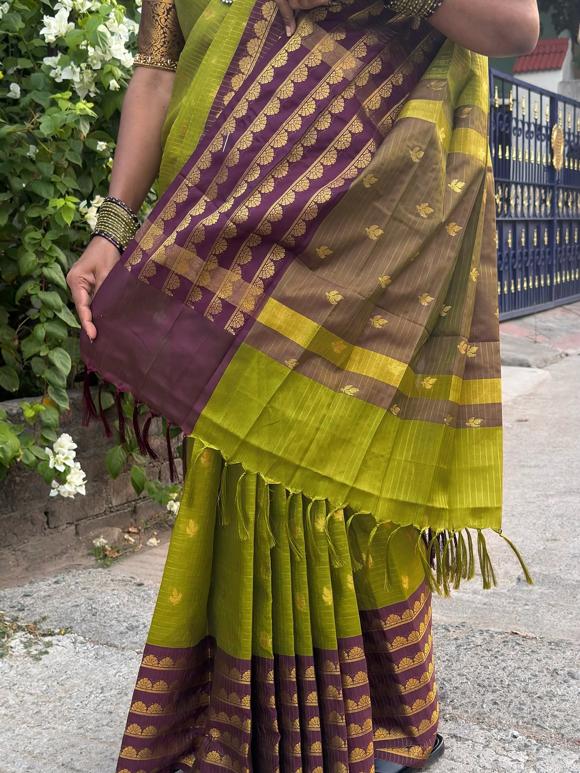 BANARASI SOFT SILK SAREE (GRASS GREEN )