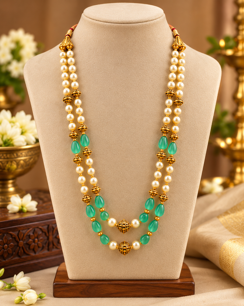 ✨ Pearl and Green Bead Necklace